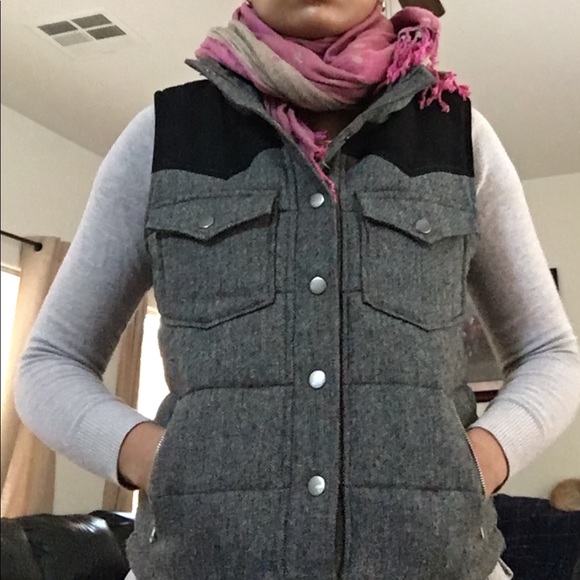 Love Tree Jackets & Blazers - 2for$20. Deal 
Warm Winter vest. Small.